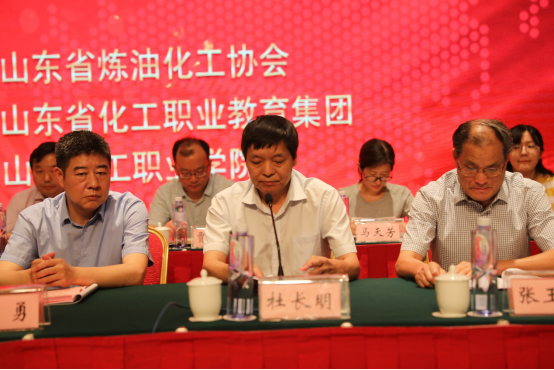 http://www.qledu.net/__local/2/36/8F/DEA1C809DBBB877905C01FA6208_905CD4E4_C89D3.png